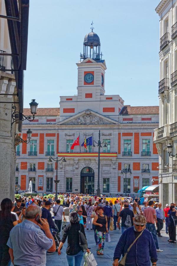 Arenal Suites Puerta Del Sol Madrid Exterior photo